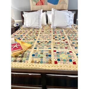 Vintage Handmade Yo Yo Quilt Bedspread 60x90 Cottagecore Folk Art